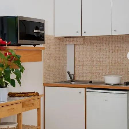 Le Nid D'hirondelles * Bouy-Luxembourg